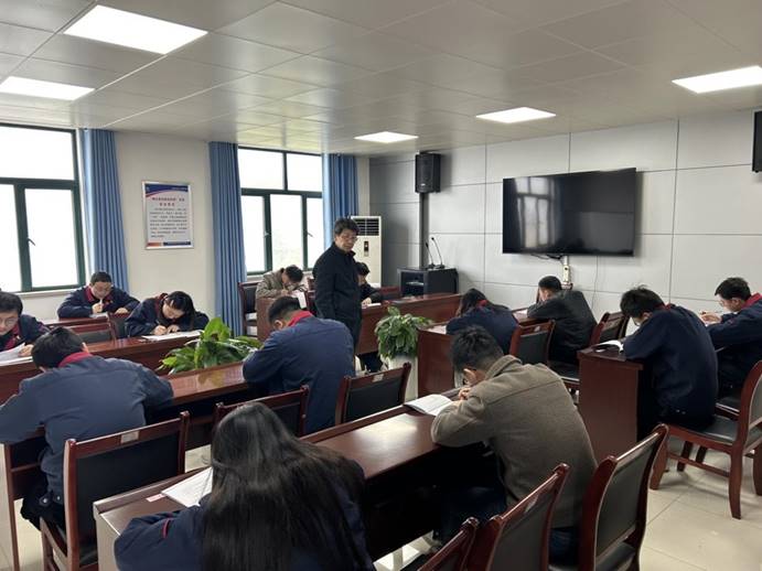 建材公司、檢測公司聯(lián)合開展管理人員業(yè)務(wù)提升考試