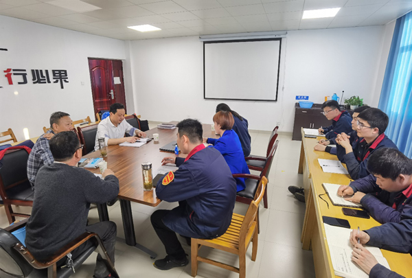 公司紀委書記到建材研究室調(diào)研 公司紀委書記到建材研究室調(diào)研